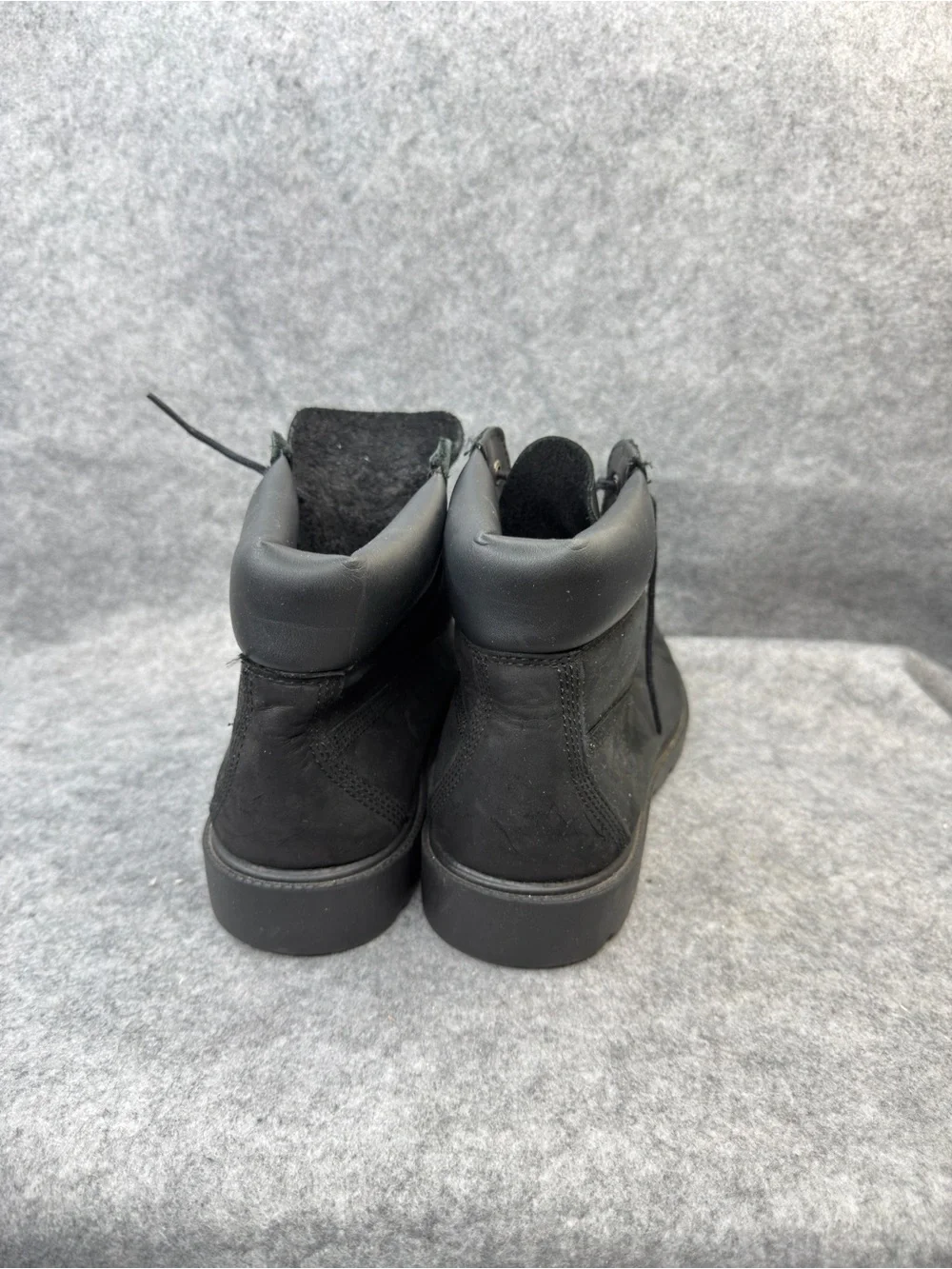 Timberland Waterproof Black Nubuck Leather Boots / Kids Youth Size 7 women 8.5